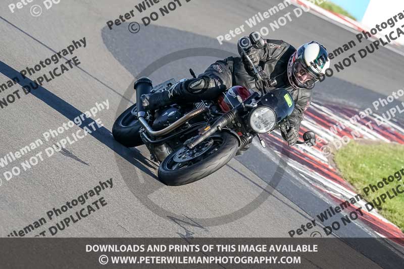 donington no limits trackday;donington park photographs;donington trackday photographs;no limits trackdays;peter wileman photography;trackday digital images;trackday photos